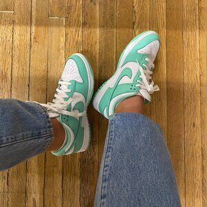 Nike Dunk Low Green Glow Women's US W 8